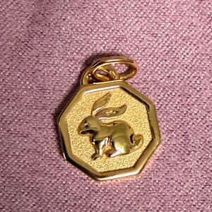 Day Five - Jane Win 12 Days of Gifting - Rabbit Cham